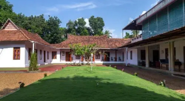 Akkara Homestay