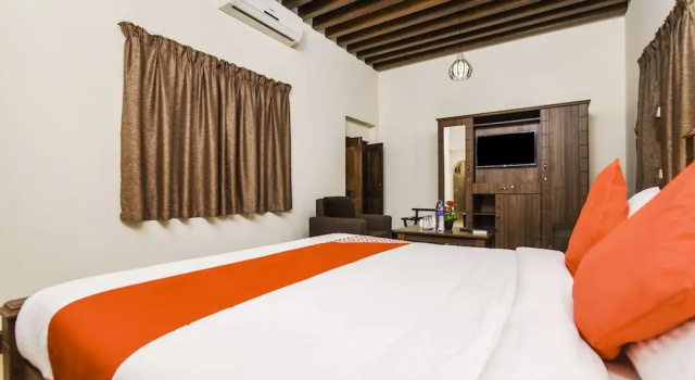 Двухместный номер Deluxe Capital O160 Lumbini Dream Garden Guest House LLC