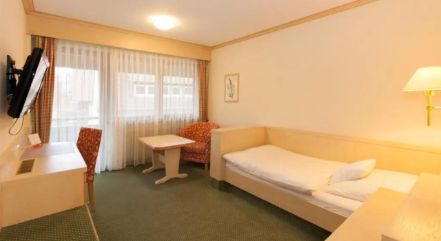 Одноместный номер Superior с балконом Landgasthof Hotel Hirsch