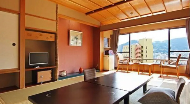 Номер Standard с видом на город Tsukinosumika Atami Juraku Hotel