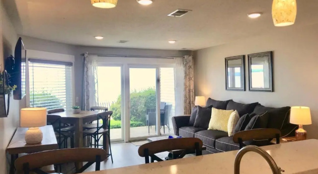 Апартаменты The Beach Condo Unit 104
