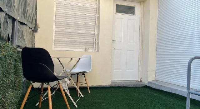 Коттедж Maisonette chaleureuse à la porte de Paris