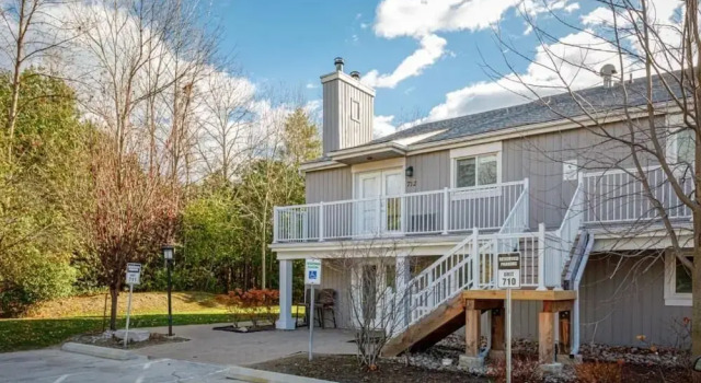 The Alpine - Central Collingwood Condo