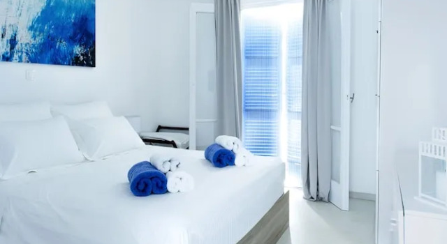 Студия с балконом и с видом на сад Sun n Chill, Boutique Apartments & Beach Villa