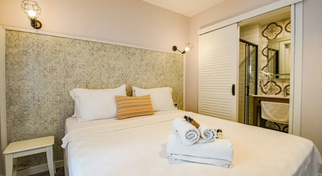 Deluxe Dvoulůžkový s manželskou postelí pokoj Nirvana Otel