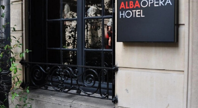 Alba Opera Hotel