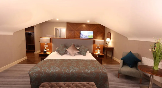Vaughan Lodge Hotel, Забронировать Отель Лехинч Буррен