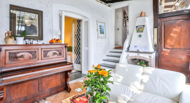 House Oliver, Забронировать Отель Отели Амальфи с парковкой, рядом с Amalfi Bus Station, Парковка