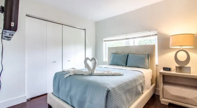 Casablanca - 5 Br Villa
