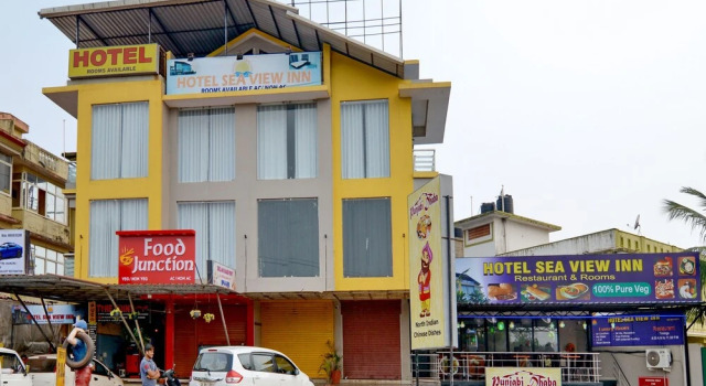OYO 8140 Sea View Inn, Prenota Hotel South Goa Goa