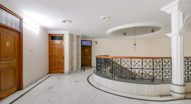 OYO Flagship 74036 Golden Residency 2, Забронировать Отель Отели Лакхнау 3 звезды, рядом с Выставочный комплекс имени Индиры Ганди, 3*