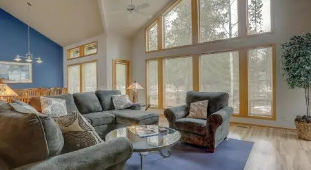1 Cherrywood - Golf View - 5 BR/3BA, Забронировать Апартаменты/квартира Отели Санривер с парковкой, Парковка