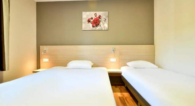 Номер Standard B&B HOTEL Bollène