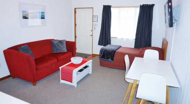 Апартаменты The Esplanade Motel & Conference Centre