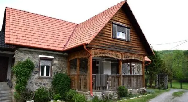 Casa Morar, Rezervovat Hotel Hotely v Hunedoara s parkováním, Parkování