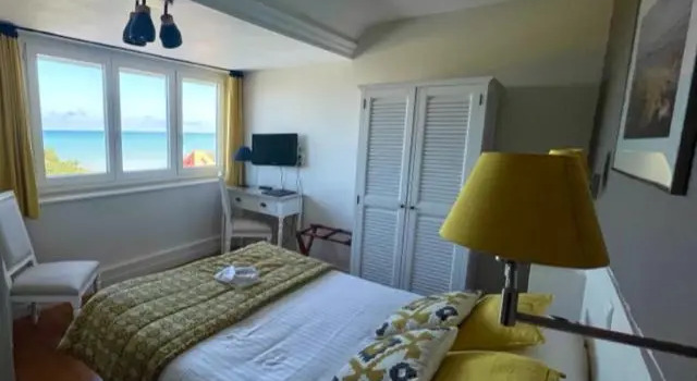 Hôtel De La Terrasse, Rezerwuj Hotel Sainte-Marguerite-sur-Mer Normandy