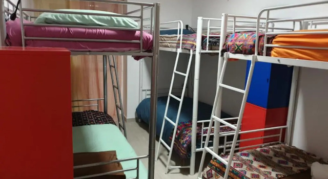 Кровать в общем номере Lisbon Hostel Terminal 4