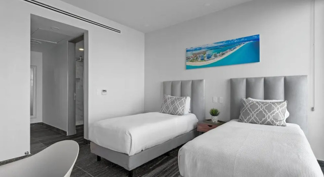Апартаменты с 4 комнатами с балконом Exclusive Apartment with rooftop pool