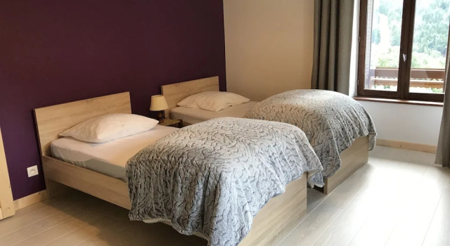 Ski Peak - Chalet Dibona, cosy log fire evenings 200m from the slopes, Забронировать Шале Виллы Овернь-Рона-Альпы, Вилла