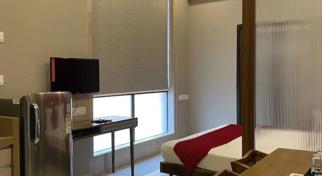 Люкс Executive Theory9 Premium Serviced Apartments Khar