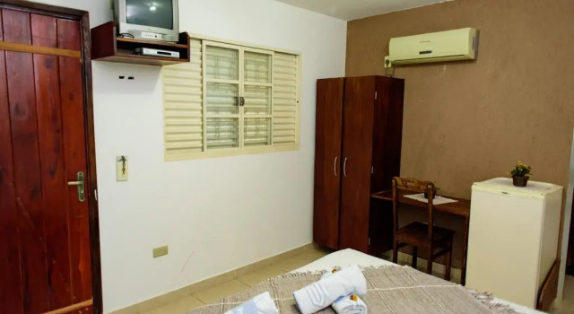 Hotel Querência, Забронировать Отель Отели Миранда с парковкой, Парковка