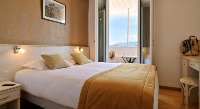 Двухместный номер Standard с видом на море Hôtel Du Golfe