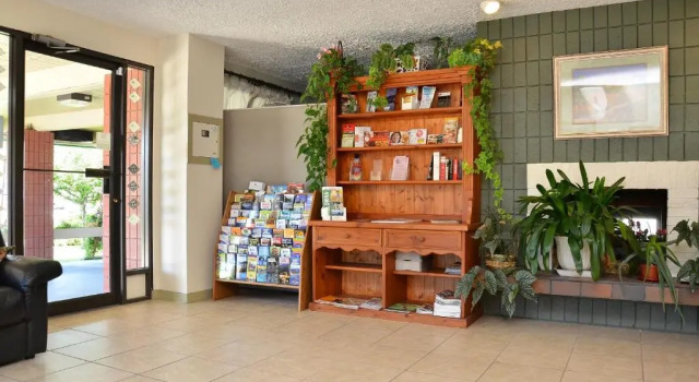 Canadas Best Value Inn Kelowna, Réserver Auberge Mini-hôtels à Big White, Auberge