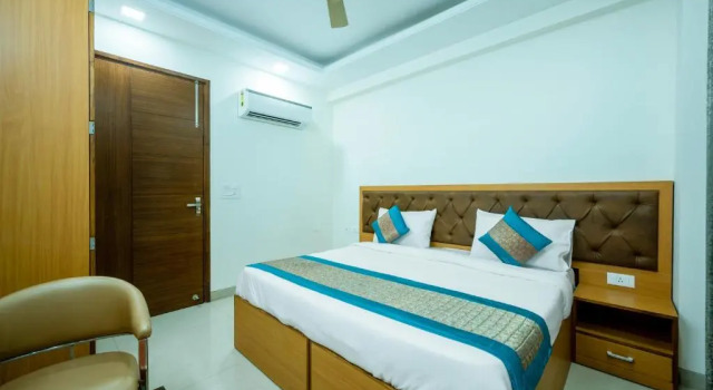 Номер Deluxe The Palms Inn I Near Medanta Medicity I Sec-38