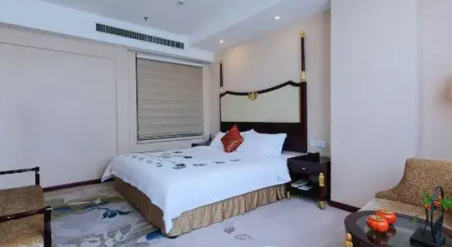 Люкс Business Fengsheng Zhongzhou Business Hotel