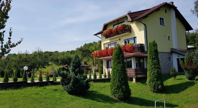 Апартаменты House Palijan