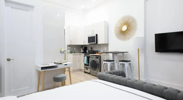 62-2b New Studio Prime UES W D in Unit