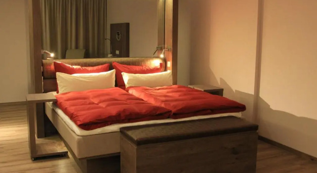 Полулюкс Hotel Weiss