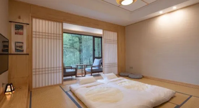 Кровать в общем номере Mogan Bamboo Pavilion Private Soup B&B