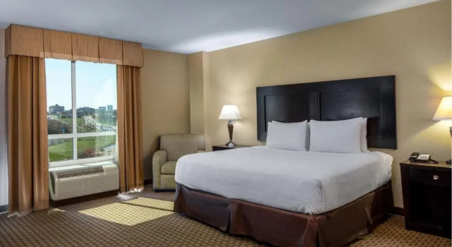 Номер Standard Hyatt House Bentonville Rogers
