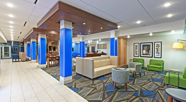 Holiday Inn Express & Suites Brenham South by IHG, Rezerwuj Hotel Brenham Teksas