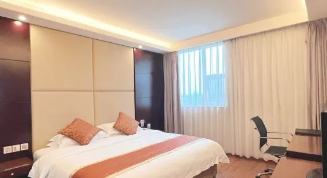Люкс Deluxe Chengdu Joyhub Cheer Hotel
