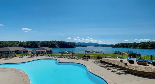 Апартаменты Smith Mountain Lake Condo w/ Pool Access