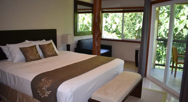 Hilo Beach House Inn