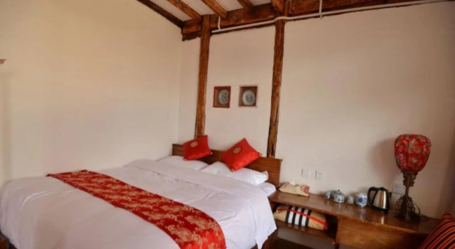 Qingyun Yard Stories From Afar Inn Lijiang, Забронировать Отель Отели Лицзян 3 звезды, рядом с Улица Сквер-стрит Древнего города Шухэ, 3*