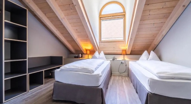 Четырёхместный семейный номер Standard The HEY HOTEL