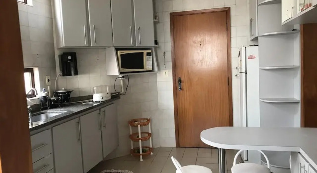 Apartamento no centro de Ribeirão Preto, Забронировать Апартаменты/квартира Отели Рибейран-Прету с парковкой, рядом с Ресторан Pinguim Beerhouse, Парковка