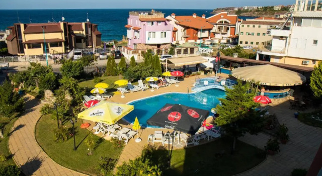 Апартаменты c 1 комнатой с видом на море Hotel Sunny