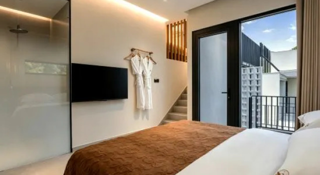 Семейный люкс XLXW Xiangwang Wild Luxury Family Homestay With Slide Pool, Creek Trekking & River Rafting