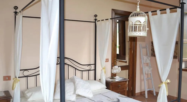 B&B Casandrona, Boek Bed and Breakfast Hotels in Molise met parkeren, Parkeren