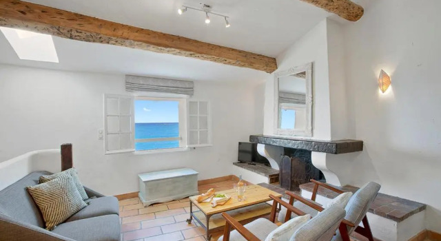 Апартаменты The Sea Apartment 2 - Sea view on the ramparts of Old Town Antibes