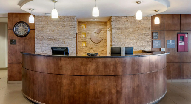Comfort Inn & Suites Tooele, Book Hotel Hoteller i Lake Point med morgenmad, Morgenmad