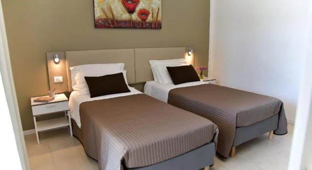 Апартаменты с видом на бассейн Garda Bloom Holiday Apartments
