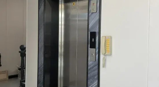 Jiangmen Four Seasons Shangya Apartment, Rezerwuj Apartament Hotele w Jiangmen z parkingiem, Parking