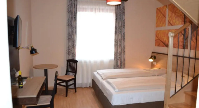 Трёхместный номер Standard JUFA Hotel Fürstenfeld