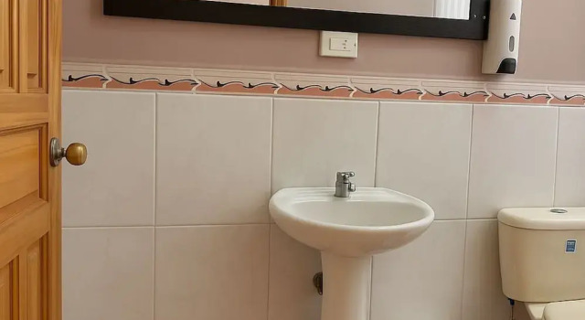 Двухместный номер Economy Hotel Lima Park